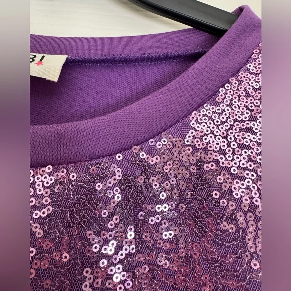 Festive sequined Mardi Gras tee— FAST ship
💜💚💛 - Picture 6 of 7